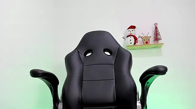 Mikecooper online show from 12-21-25, 11:49