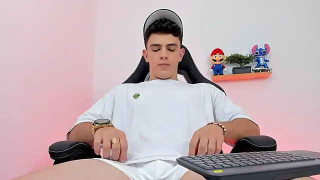 Mikecooper online show from 03-05-26, 02:19