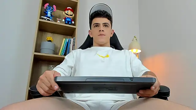 Mikecooper online show from 03-17-26, 11:30