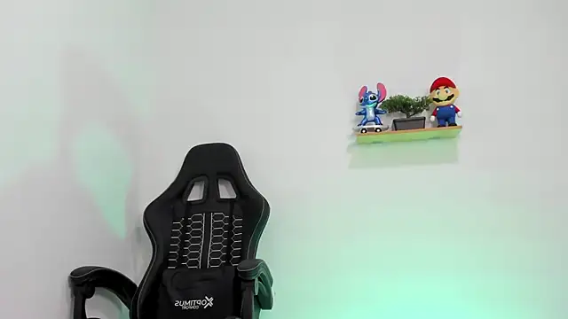 Snapshot of Mikecooper chatting on 02-23-26, 07:20 Mikecooper online show from 02-23-26, 07:20