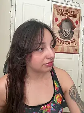 CharmingMaddie online show from 03-18-26, 06:20