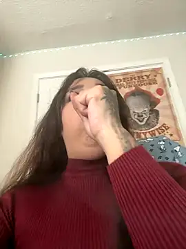 CharmingMaddie online show from 11-26-25, 05:46