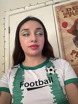 CharmingMaddie online show from 02-08-26, 06:16