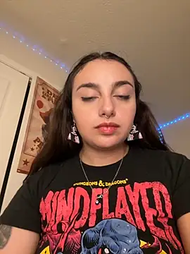 CharmingMaddie online show from 09-10-25, 04:44
