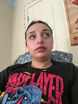 CharmingMaddie online show from 04-24-26, 05:04