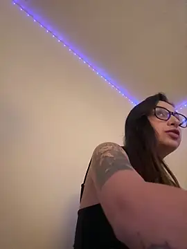 CharmingMaddie online show from 06-18-26, 02:21