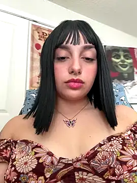 CharmingMaddie online show from 10-08-25, 03:24