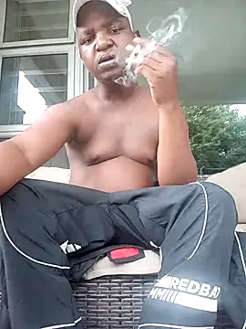 Thabo1004 online show from 12-17-25, 03:06