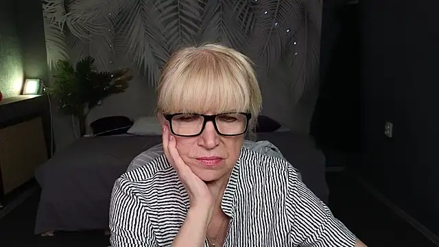 Sabina Ros online show from 09-26-25, 07:15