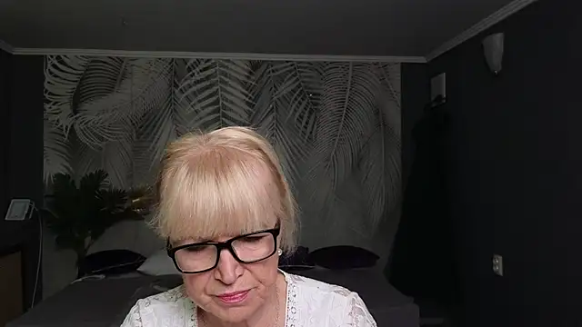 Sabina Ros online show from 10-27-25, 07:20