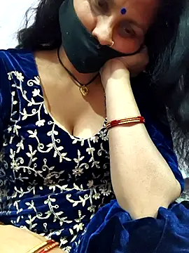 Love-pari077 online show from 01-14-26, 03:26