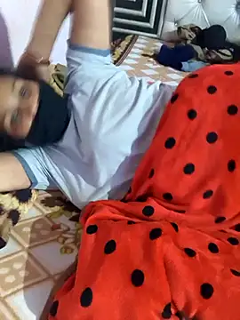 Love-pari077 online show from 01-11-26, 01:01