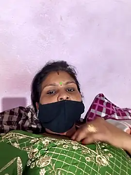 Love-pari077 online show from 02-18-26, 05:49