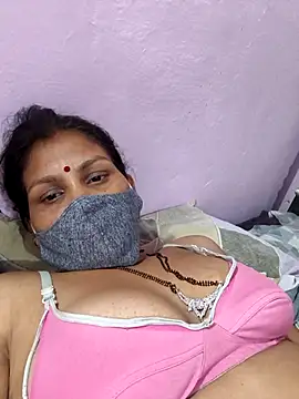 Snapshot of Love-pari077 chatting on 10-18-25, 02:30 Love-pari077 online show from 10-18-25, 02:30