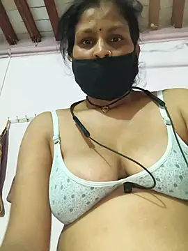 Snapshot of Love-pari077 chatting on 05-20-26, 03:31 Love-pari077 online show from 05-20-26, 03:31