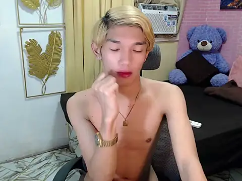 fuckerfriendsxx online show from 05-21-26, 06:33