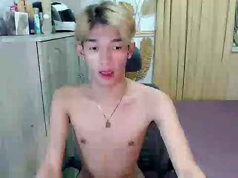 Snapshot of fuckerfriendsxx chatting on 06-27-26, 11:16 fuckerfriendsxx online show from 06-27-26, 11:16