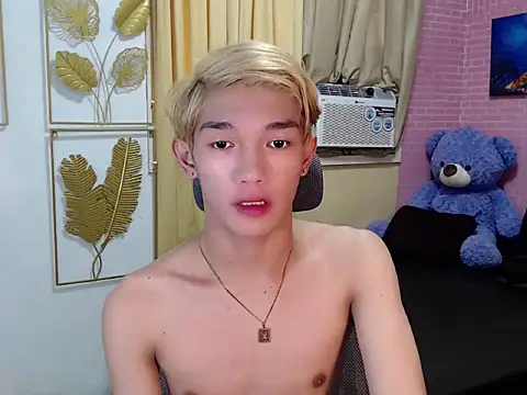 fuckerfriendsxx online show from 04-18-26, 12:24