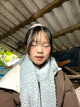 AdamLazis online show from 11-21-25, 01:04