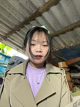 Snapshot of AdamLazis chatting on 02-07-26, 01:13 AdamLazis online show from 02-07-26, 01:13