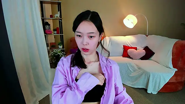 Snapshot of SoulHarmoonyy chatting on 02-15-26, 12:26 SoulHarmoonyy online show from 02-15-26, 12:26