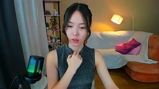 Snapshot of SoulHarmoonyy chatting on 10-17-25, 07:26 SoulHarmoonyy online show from 10-17-25, 07:26