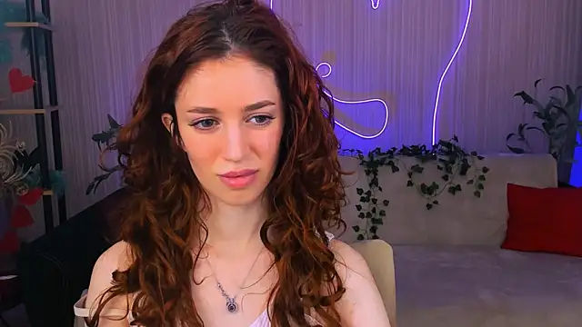 ChristinaConteeree online show from 06-04-26, 07:18