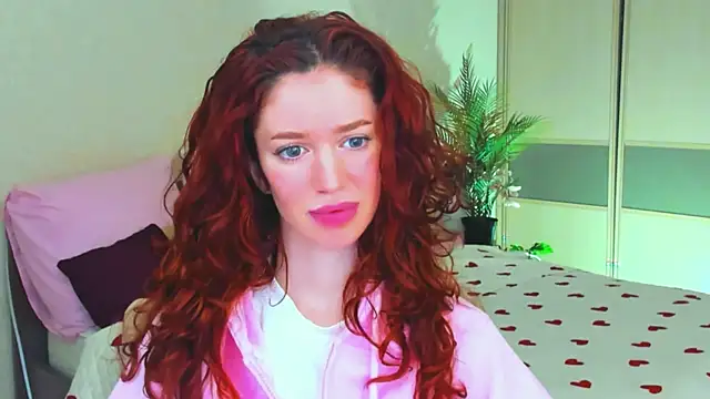 ChristinaConteeree online show from 07-17-26, 07:22