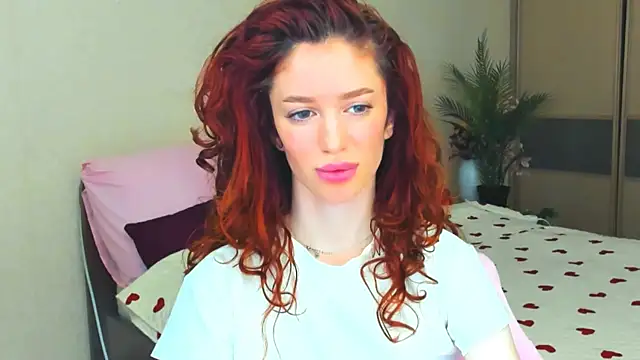 ChristinaConteeree online show from 07-18-26, 11:19