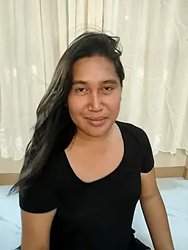 Snapshot of Romantic_Sabrina chatting on 10-13-25, 02:24 Romantic Sabrina online show from 10-13-25, 02:24
