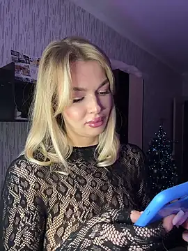 miss veroNika online show from 12-22-25, 03:28