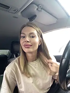 Snapshot of miss_veroNika chatting on 06-10-26, 06:47 miss veroNika online show from 06-10-26, 06:47