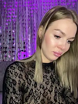 miss veroNika online show from 02-10-26, 03:49