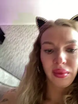 miss veroNika online show from 06-18-26, 05:06