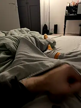 Snapshot of Frankieyyy1 chatting on 12-22-25, 08:42 Frankieyyy1 online show from 12-22-25, 08:42