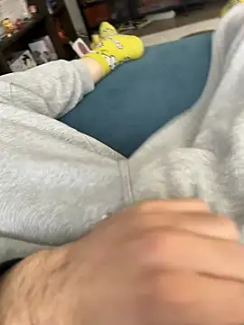 Frankieyyy1 online show from 03-28-26, 06:47