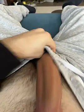 Frankieyyy1 online show from 03-29-26, 06:37