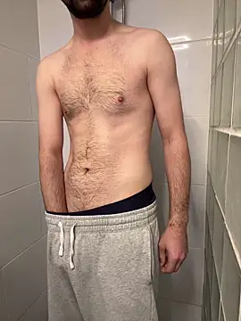 Snapshot of Frankieyyy1 chatting on 11-23-25, 03:49 Frankieyyy1 online show from 11-23-25, 03:49