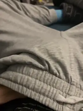 Snapshot of Frankieyyy1 chatting on 02-13-26, 11:27 Frankieyyy1 online show from 02-13-26, 11:27