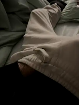 Snapshot of Frankieyyy1 chatting on 01-05-26, 07:06 Frankieyyy1 online show from 01-05-26, 07:06