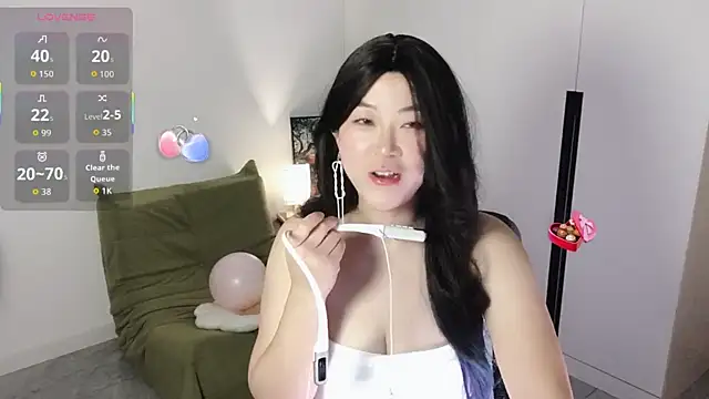 Emmaq996 online show from 09-16-25, 03:29