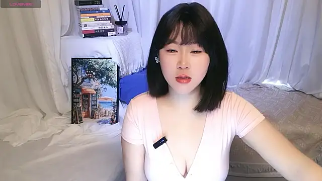 Emmaq996 online show from 03-28-26, 02:01