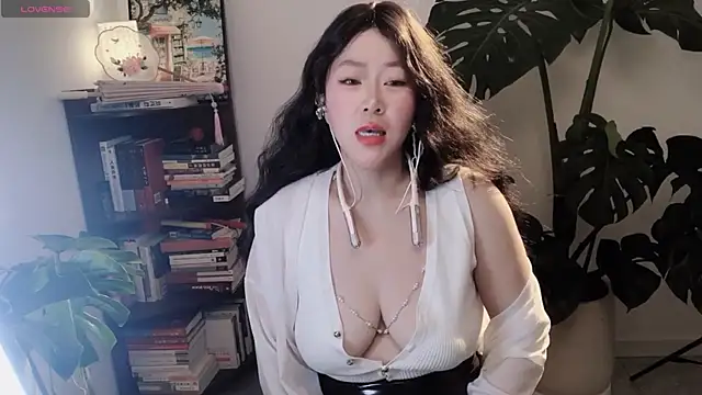 Emmaq996 online show from 02-07-26, 02:19