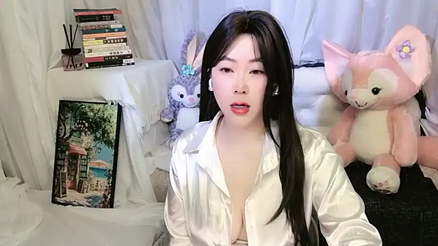 Emmaq996 online show from 04-10-26, 01:56