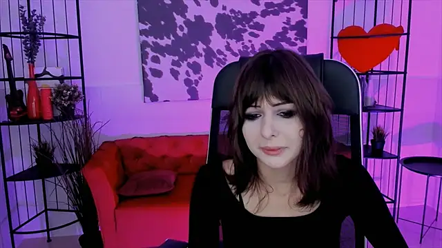 CrystallBloom online show from 10-08-25, 01:40