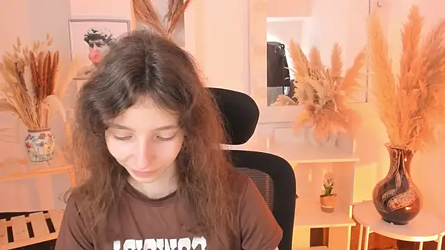 EmmanuellBrown online show from 09-28-25, 04:19