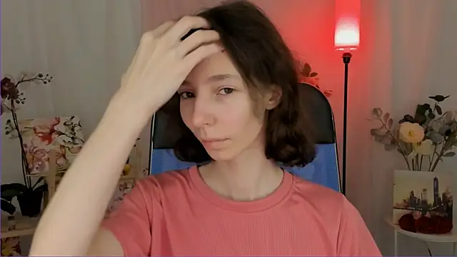 EmmanuellBrown online show from 12-14-25, 04:08