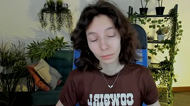 Snapshot of EmmanuellBrown chatting on 02-01-26, 04:11 EmmanuellBrown online show from 02-01-26, 04:11