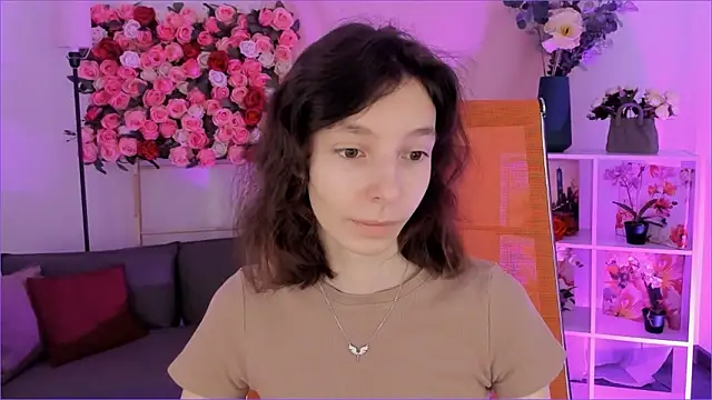 Snapshot of EmmanuellBrown chatting on 02-08-26, 04:10 EmmanuellBrown online show from 02-08-26, 04:10