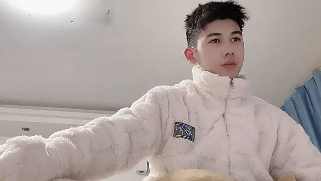 xiaojie2563 online show from 01-08-26, 11:38